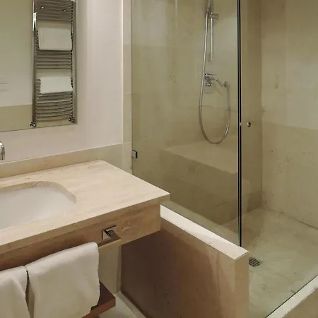 In Tuscany With Large Pool Hébergement de vacances *