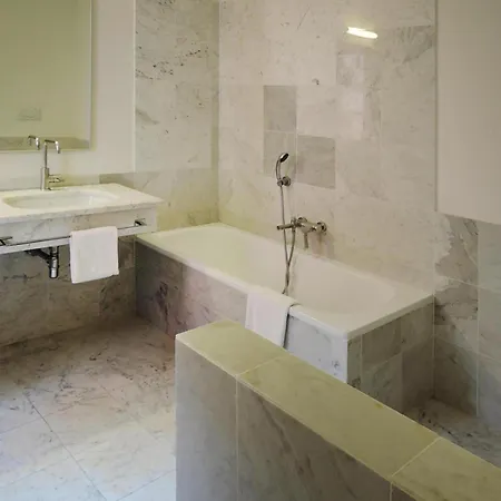 Hébergement de vacances In Tuscany With Large Pool *