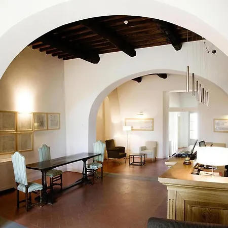 In Tuscany With Large Pool Hébergement de vacances